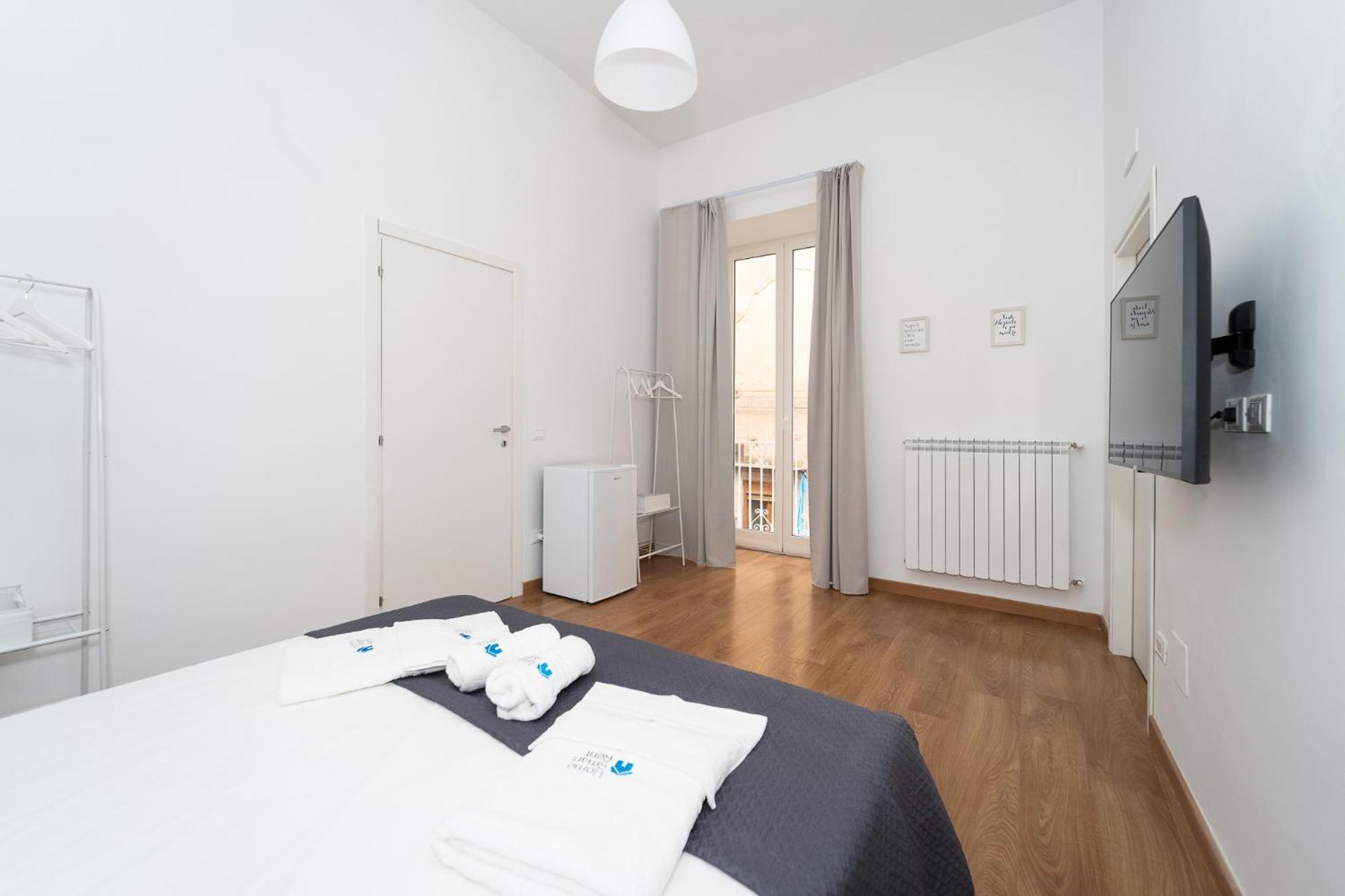 נאפולי Home Smart Rent Appartamento Nei Pressi Di Via Toledo 2 Camere Da Letto מראה חיצוני תמונה